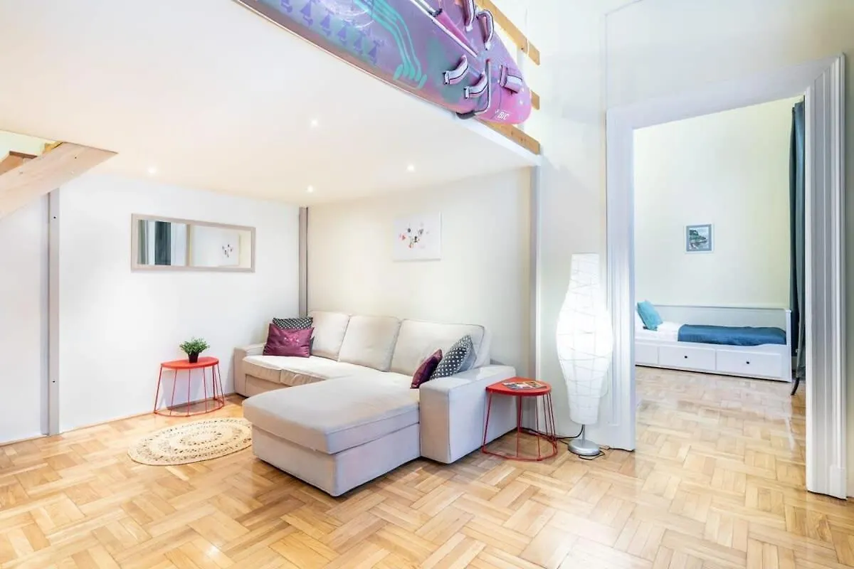 Apartment Quiet Home At Super Central Location Budapest
