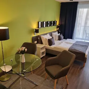 Rivercity Apartment