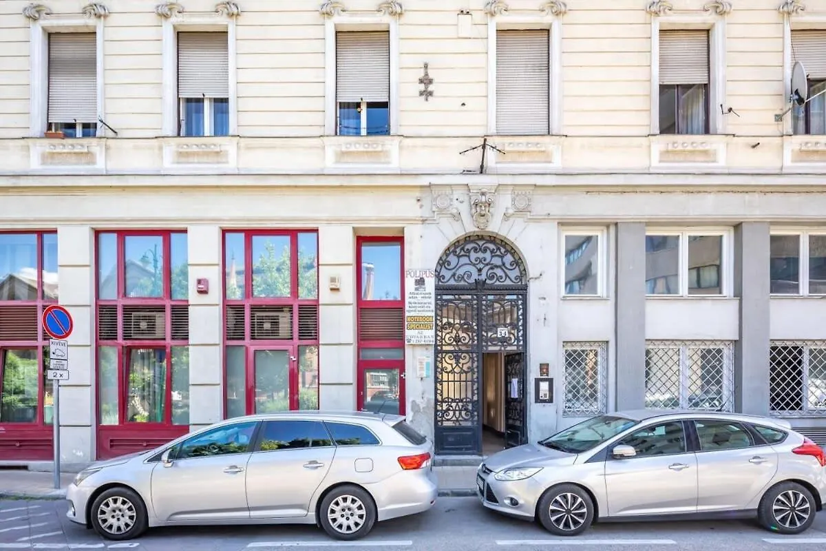 Quiet Home At Super Central Location Budapest 0*,